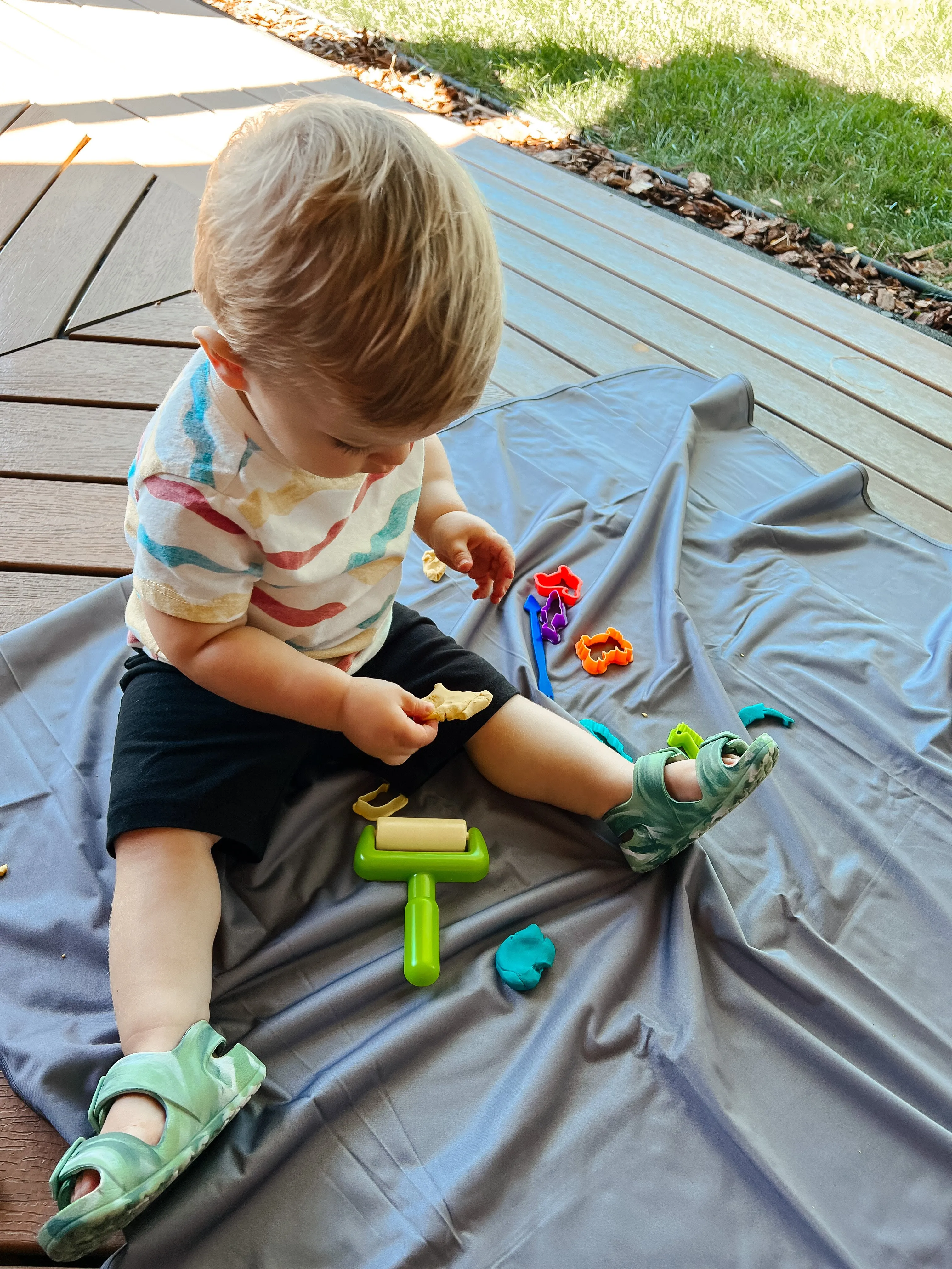 Solid Slate Minimalist Splash Mat - A Waterproof Catch-All for Highchair Spills and More!
